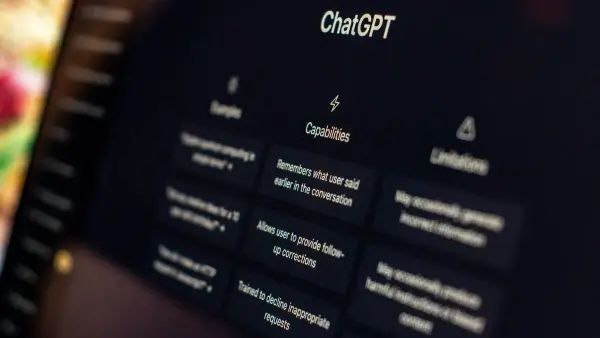 Using ChatGPT and AI for your International Baccalaureate journey