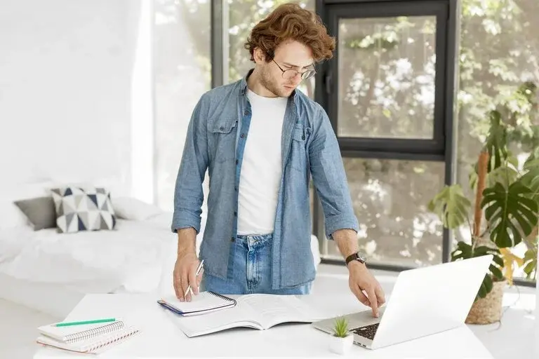 A Think Smart tutor preparing a lesson